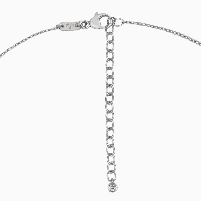 Gucci necklace in white gold with diamonds